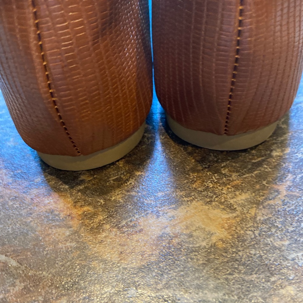 NWT Cognac Brown Flats - Picture 2 of 2
